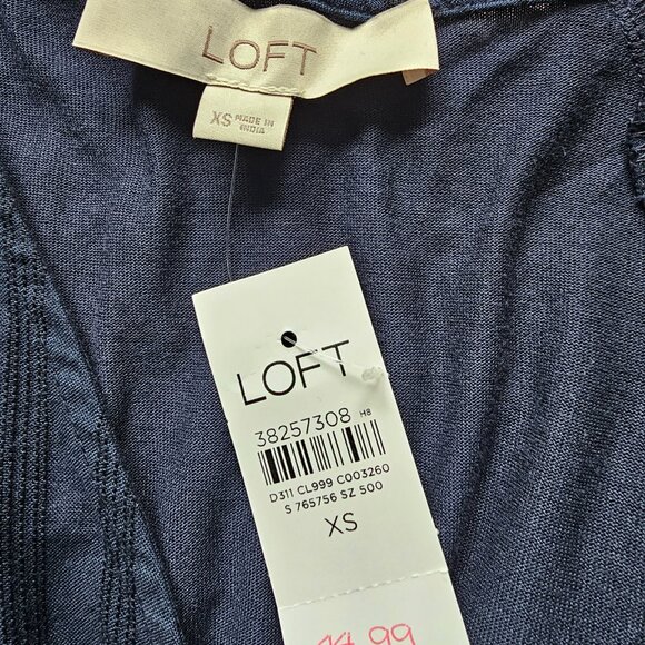 2 Loft Tops - Picture 3 of 8